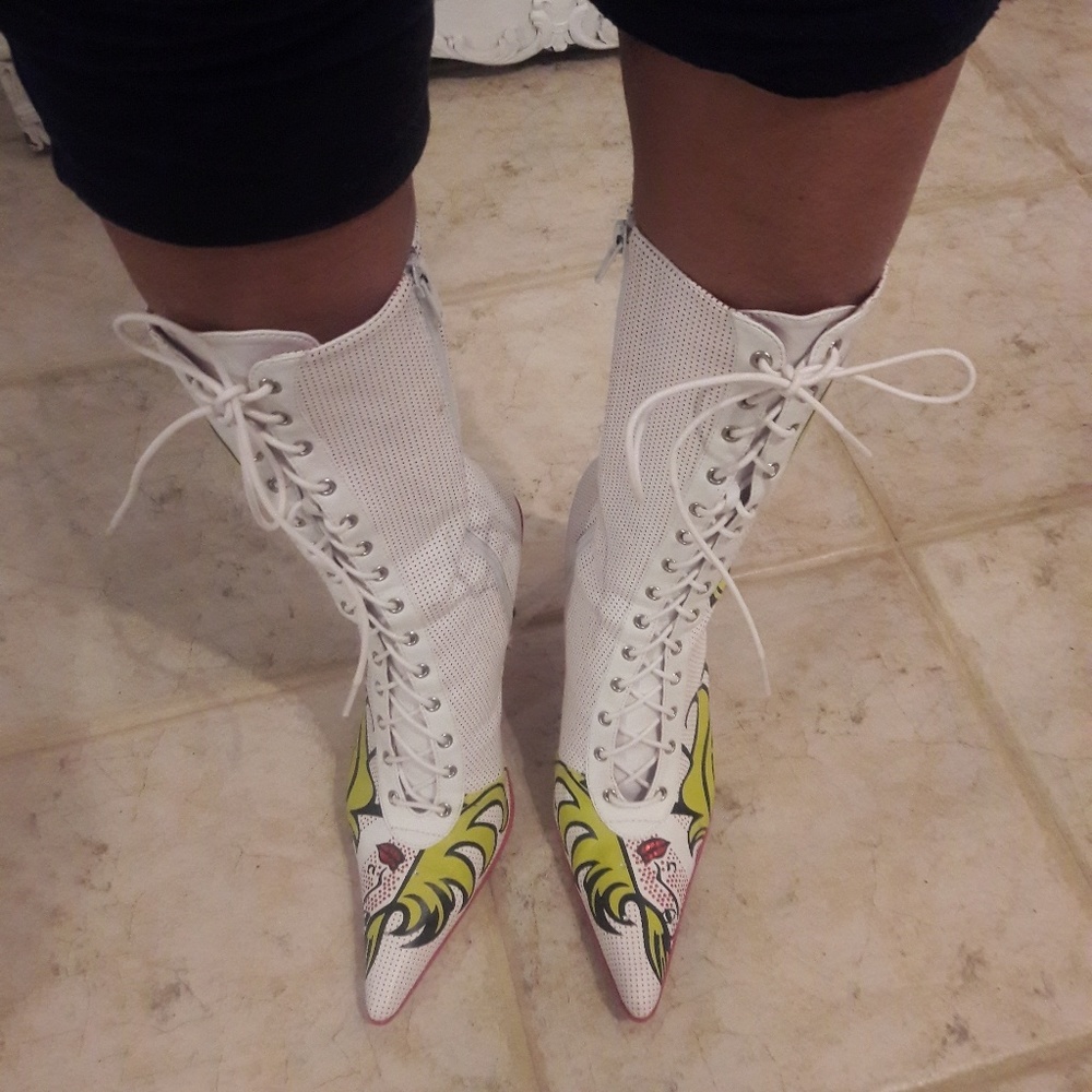 White boots from Michael Antonio...ONE OF a kind..